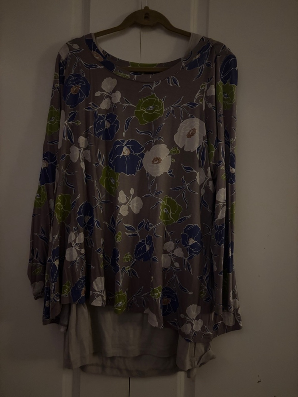 LOGO by Lori Goldstein Gray Floral Long-Sleeve Tunic with Blue & Green Blooms